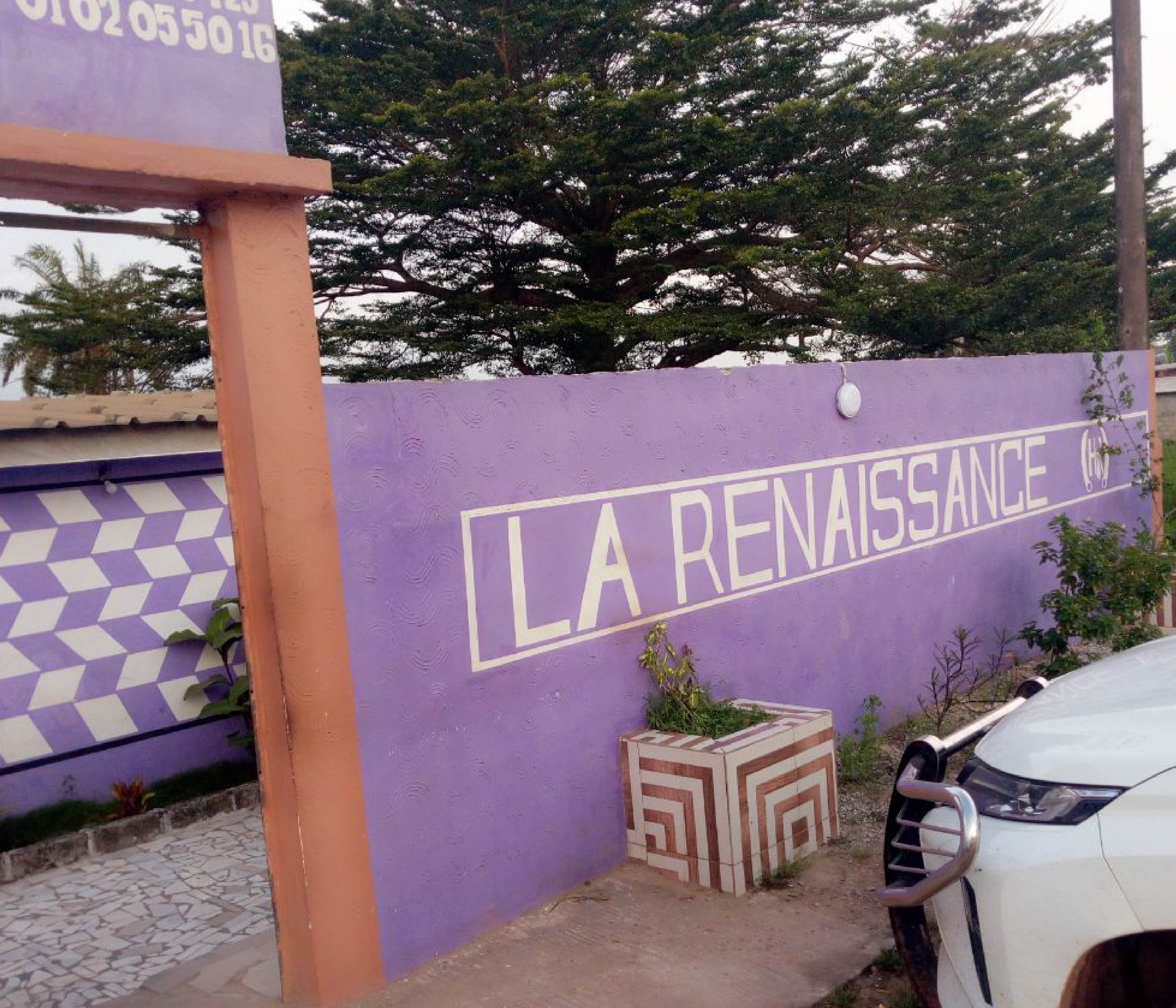 HOTEL LA RENAISSANCE