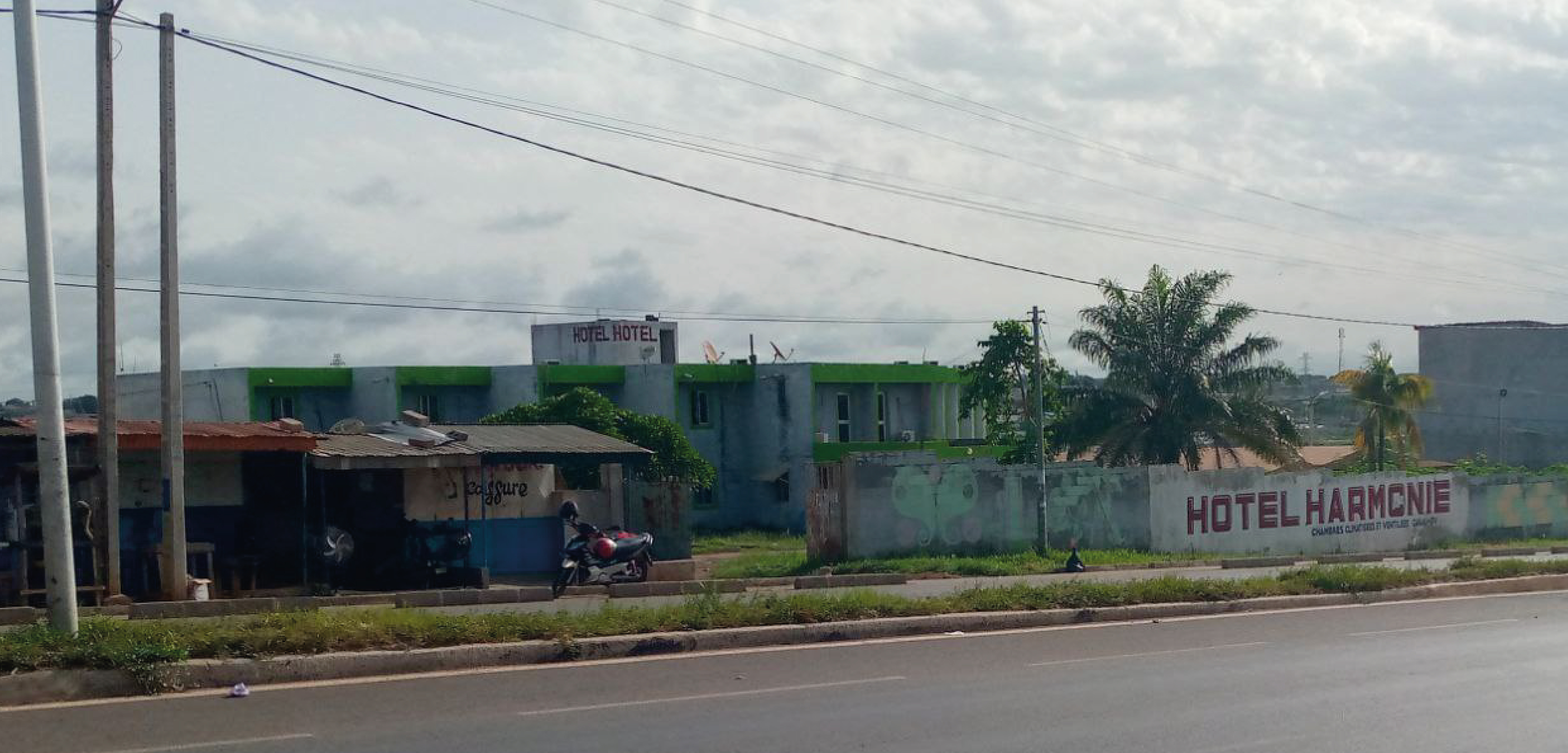HOTEL HARMONIE DALOA
