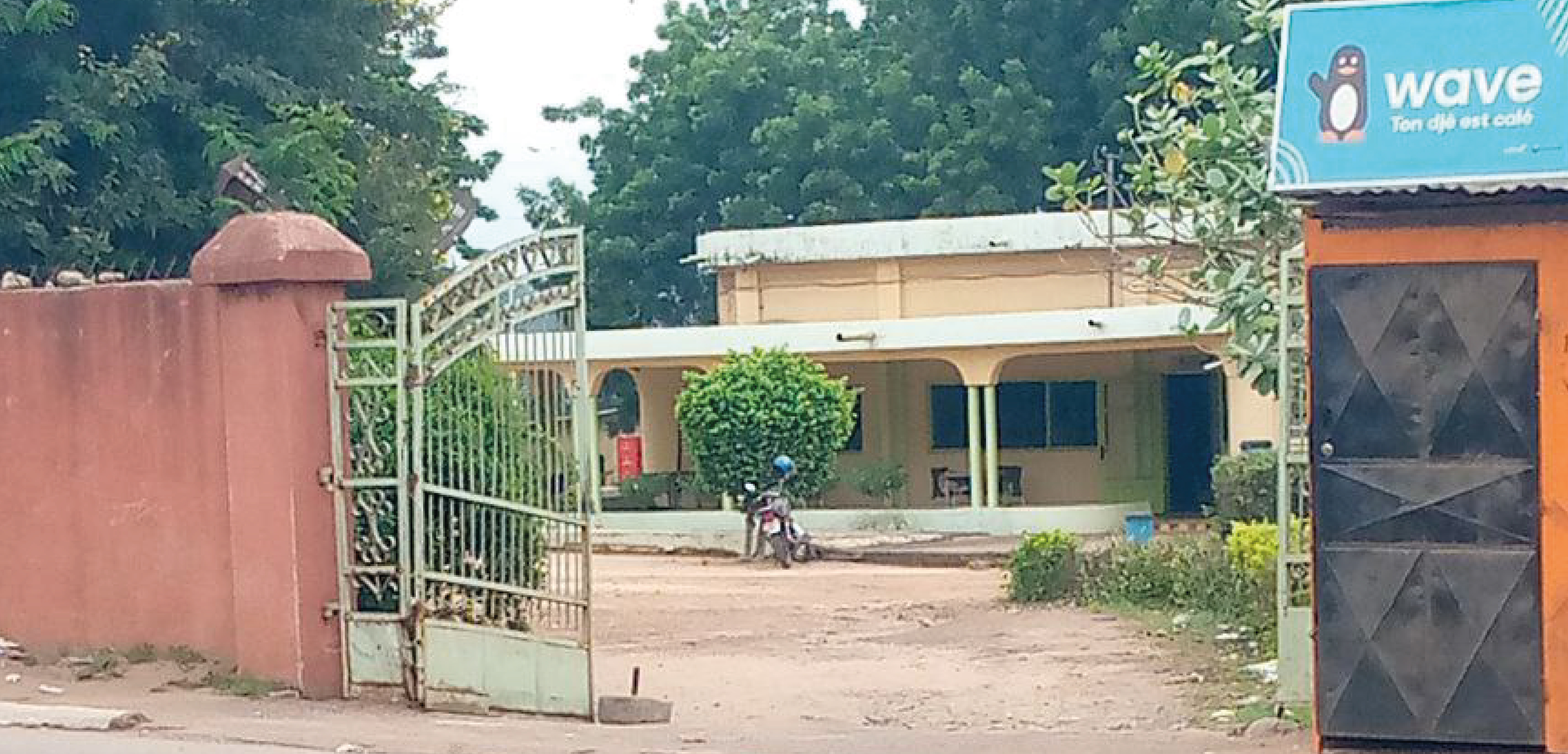 HOTEL BONNE AUBERGE DALOA